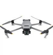 DJI Mavic 3 Fly More Combo