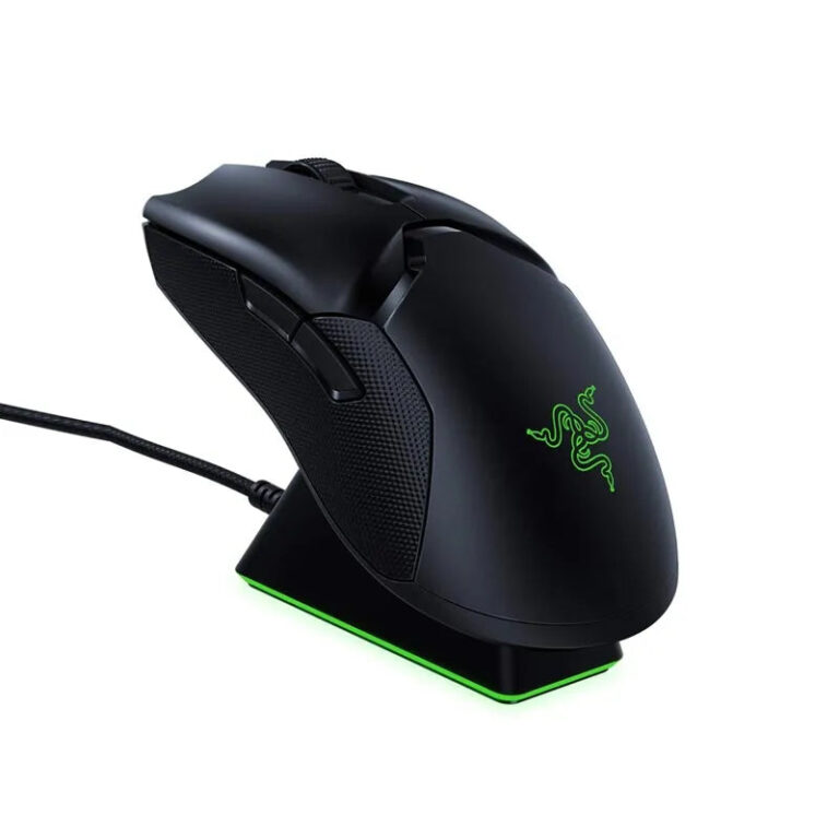 Razer Viper Ultimate with Dock Wireless Gaming Mouse