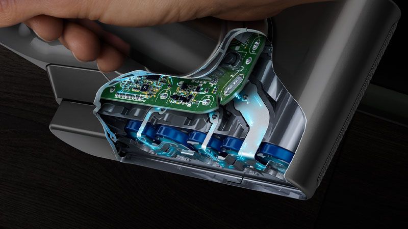 Dyson v15 detect absolute cordless vacuum sv47 20 Cutaway of energy-dense battery