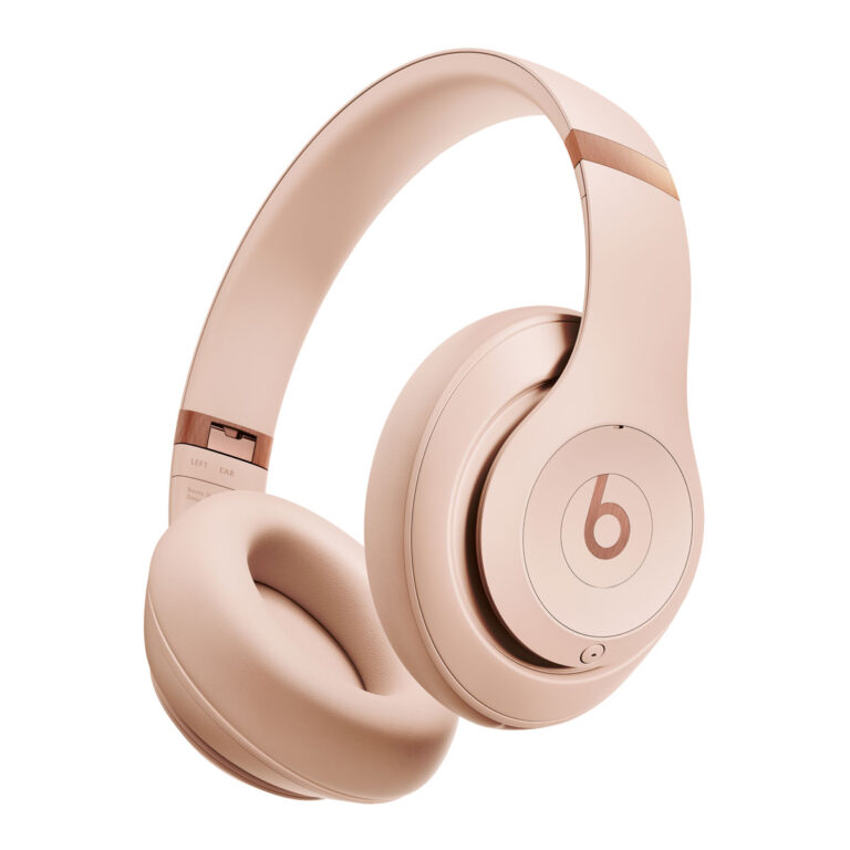 Beats Studio Pro Kim Special Edition